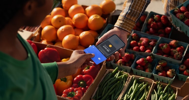 myPOS introduceert Tap to Pay op iPhone met myPOS Glass