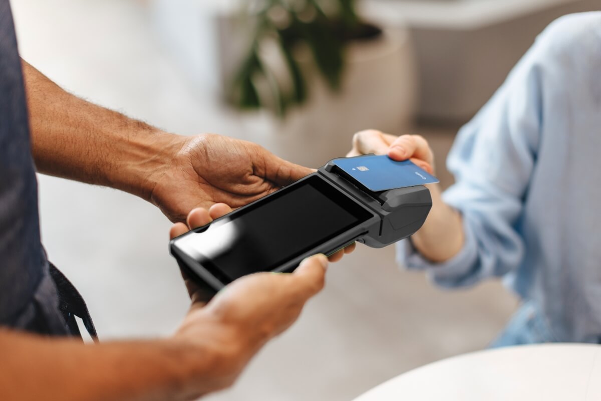How to get a card machine and accept payments