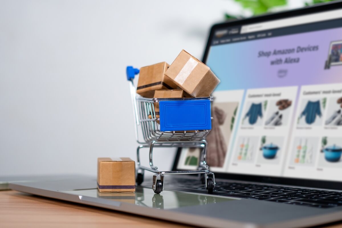 What is dropshipping?