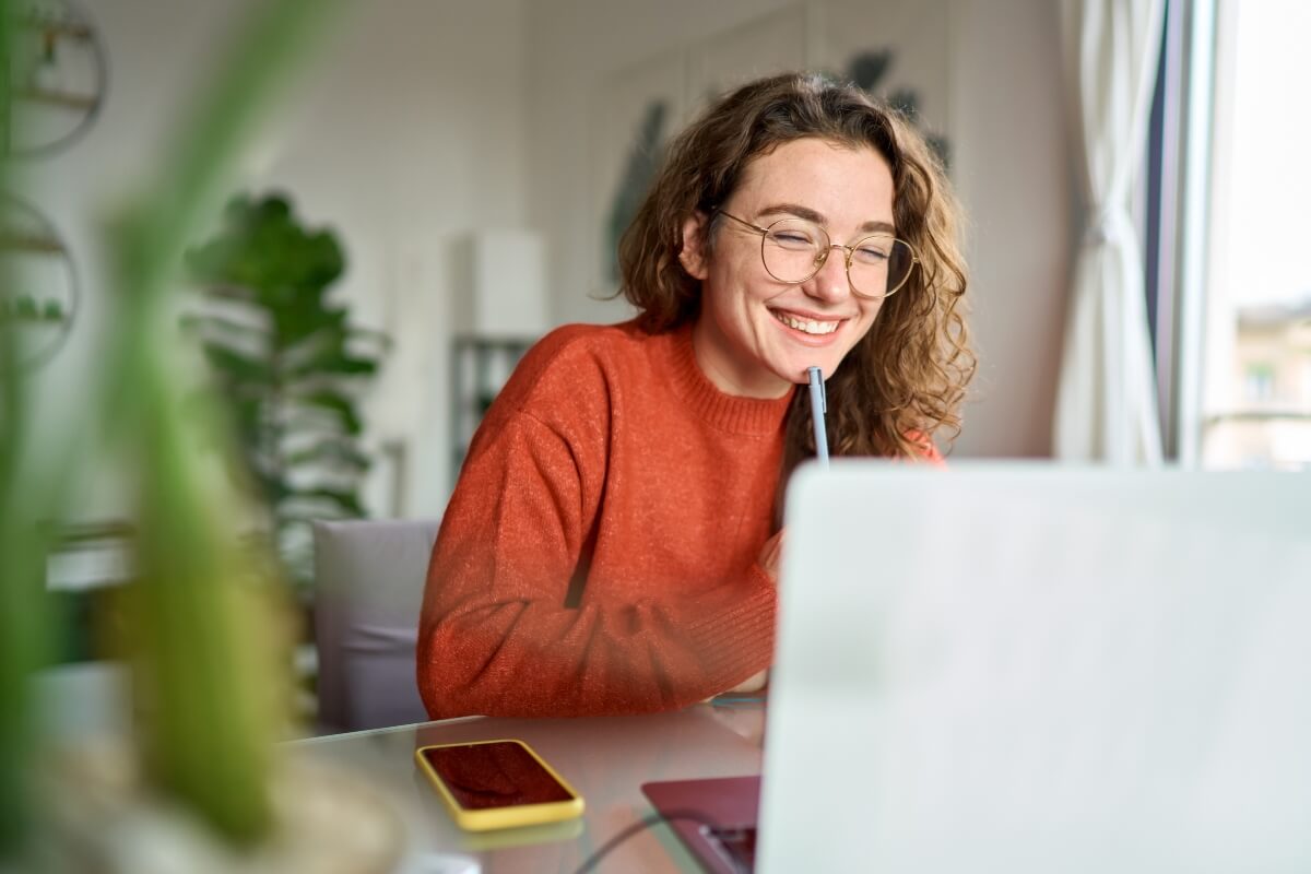 How to Start a Tutoring Business Online: Step-by-Step Guide