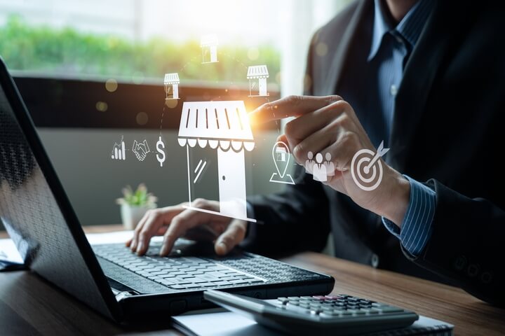 How to Market a Product: Online and Offline Strategies