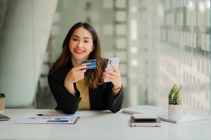 Transaction Pending but Money Deducted: What Does That Mean?