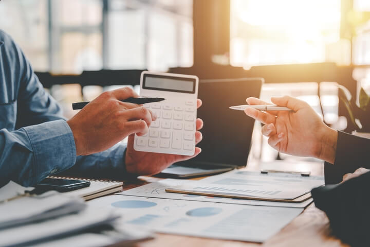 What Is Customer Lifetime Value and How to Calculate It
